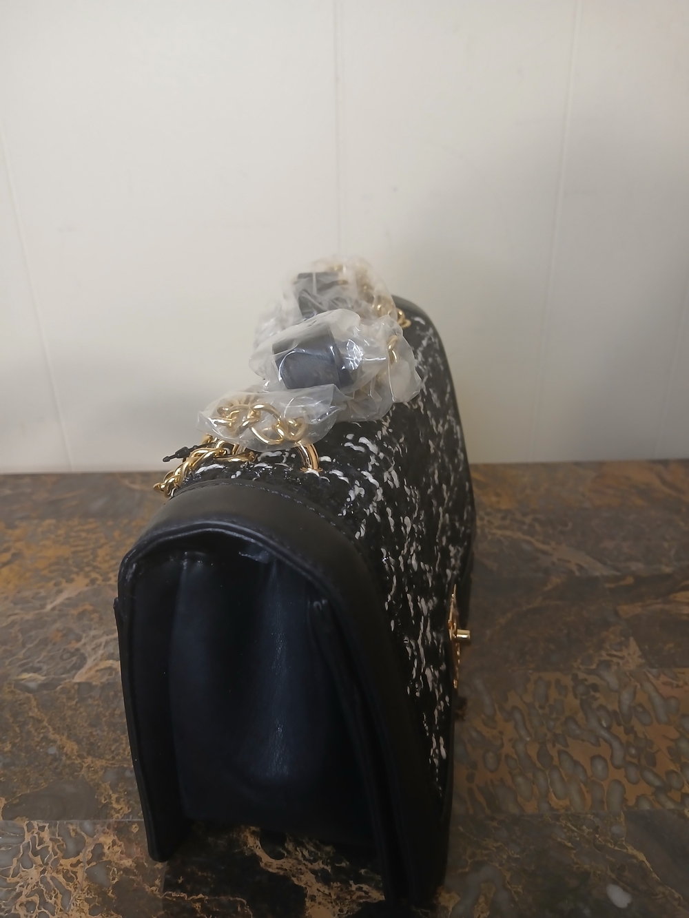 Badgley Mischka Black and White Tweed Chain Shoulder Bag - Picture 3 of 4